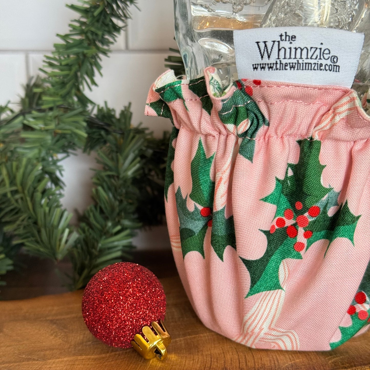 Holly Ribbon Whimzie