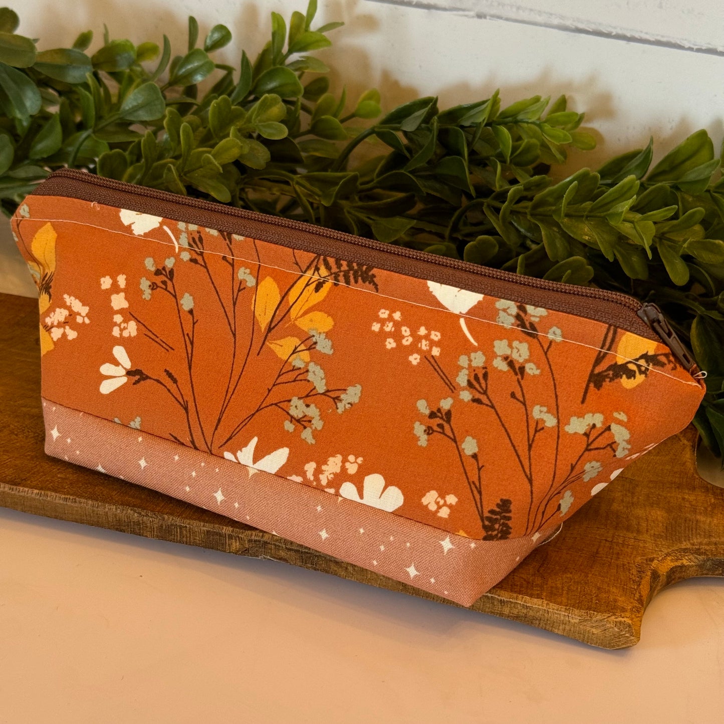 Cozy Floral Gusseted Pouch