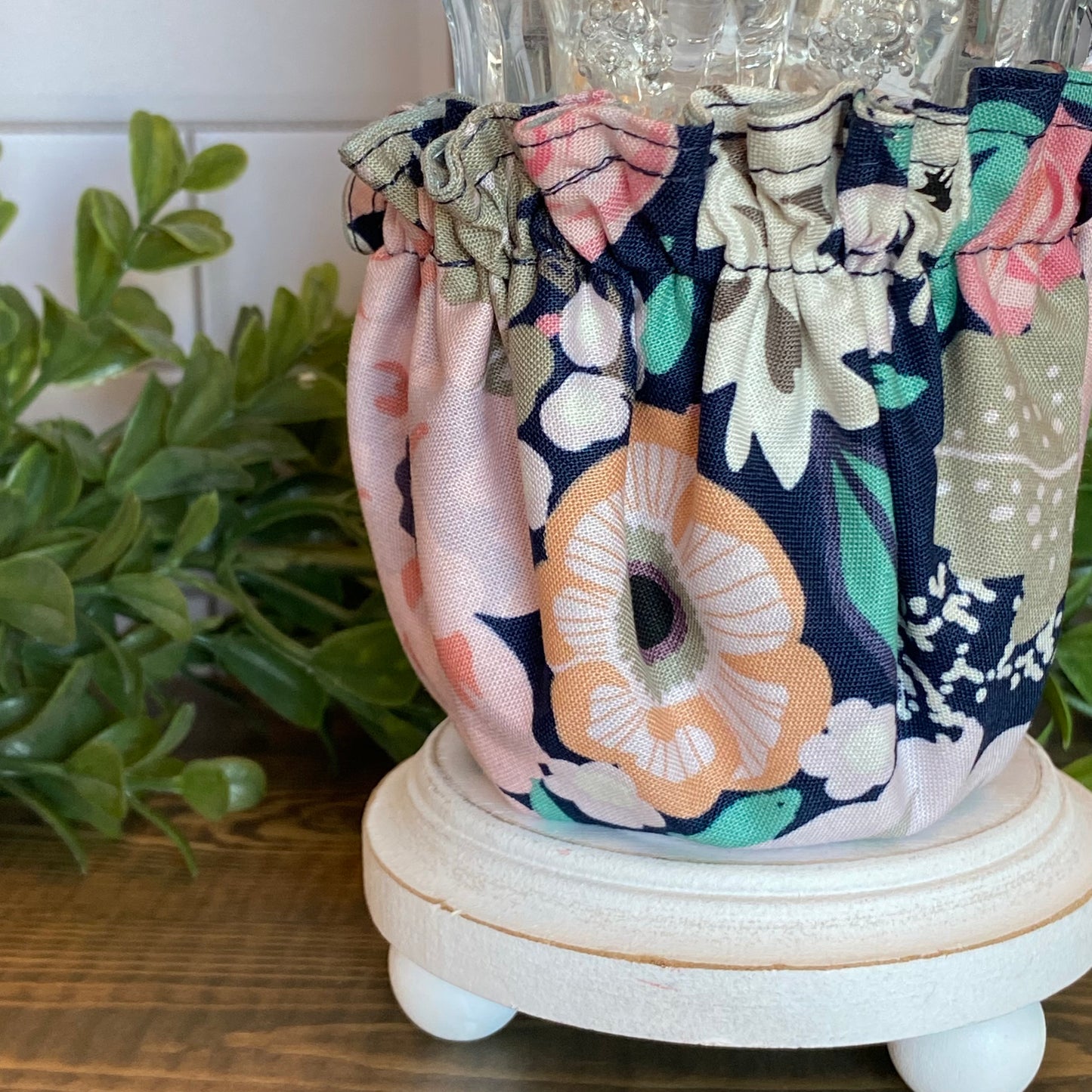 Navy Floral Whimzie